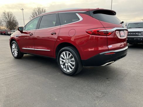 Used 2019 Buick Enclave Essence image 6