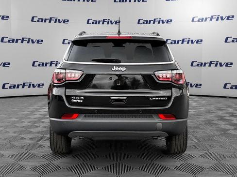 Used 2024 Jeep Compass Limited w/ Sun and Sound Group AWD/4WD image 4