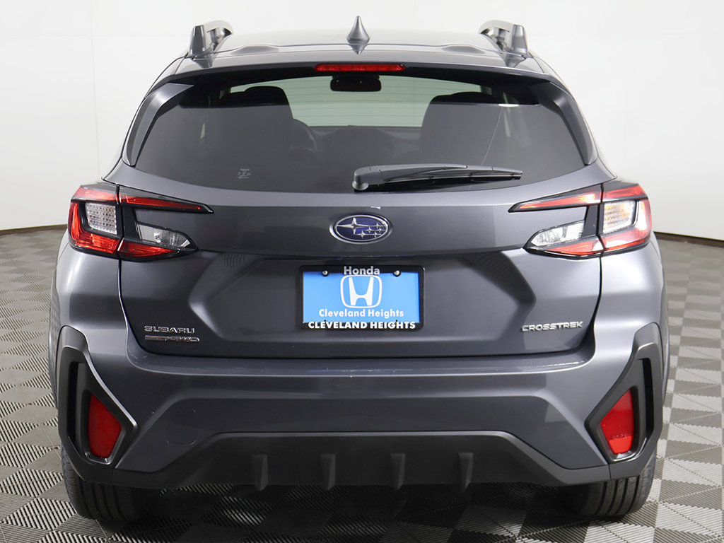Used 2025 Subaru Crosstrek 2.5i Premium AWD/4WD image 11