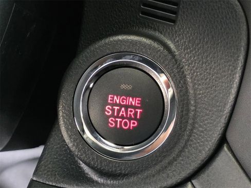 Used 2025 Subaru Outback Premium image 21