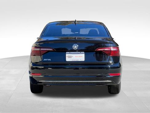 Used 2021 Volkswagen Jetta S image 4