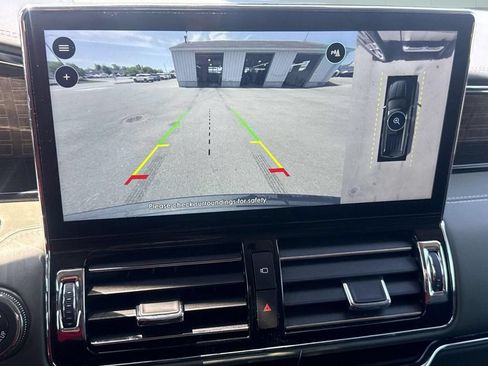 Certified 2022 Lincoln Navigator Black Label AWD/4WD image 26