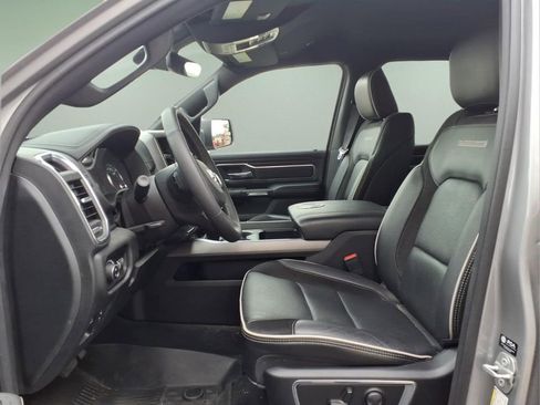 Used 2025 RAM 1500 Laramie w/ Sport Appearance Package AWD/4WD image 5