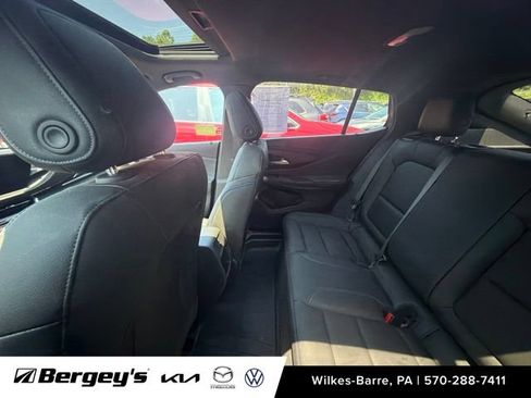 Used 2024 Buick Envista Sport Touring w/ Convenience I Package FWD image 10