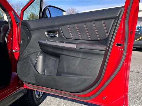 Used 2016 Subaru Crosstrek 2.0i Premium w/ Special Edition image 24