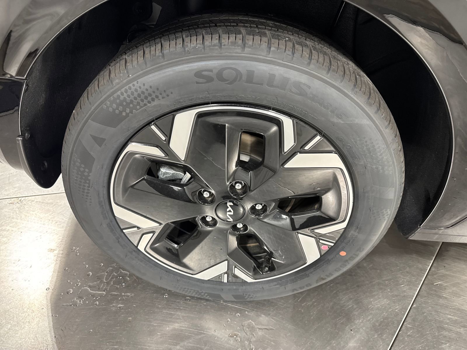 New 2026 Kia Niro Wave w/ Wave Preserve Package FWD image 8