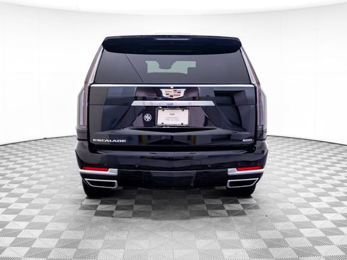 Certified 2026 Cadillac Escalade Platinum Luxury w/ LPO, Floor Liner Package AWD/4WD image 4