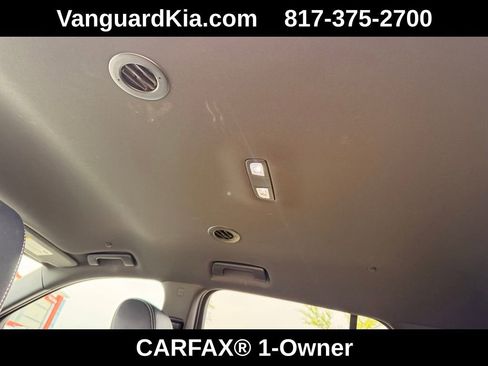 Used 2023 Chevrolet Traverse LT image 24