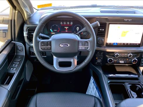 Used 2026 Ford F250 Lariat w/ Tremor Off-Road Package image 5