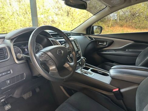 Used 2019 Nissan Murano SV w/ Cargo Package FWD image 12