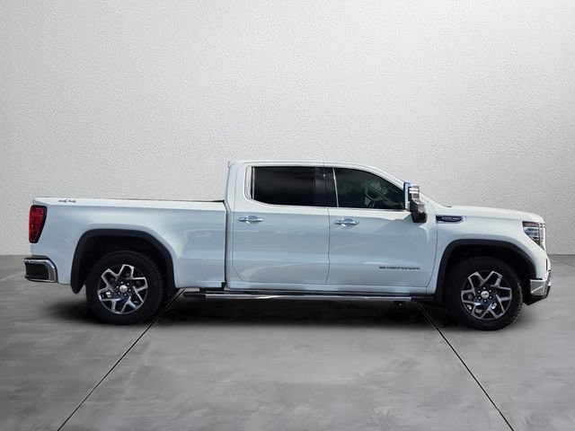 Used 2024 GMC Sierra 1500 SLT w/ SLT Premium Plus Package AWD/4WD image 5