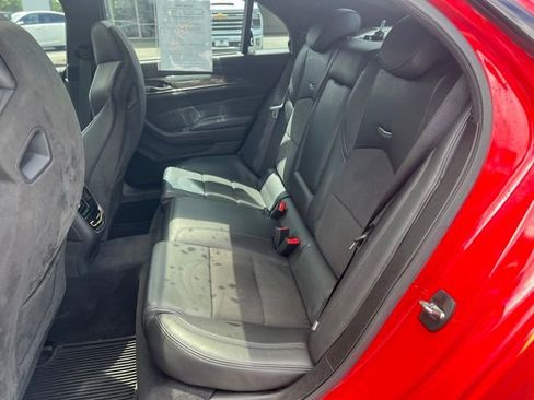 Used 2019 Cadillac CTS V w/ Luxury Package RWD image 13