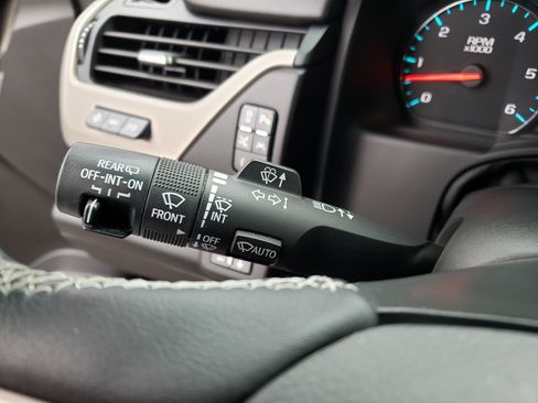 Used 2019 GMC Yukon Denali w/ Denali Ultimate Package image 21