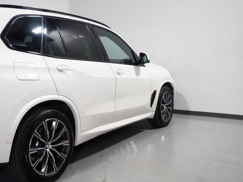 Used 2026 BMW X5 xDrive40i AWD/4WD image 69