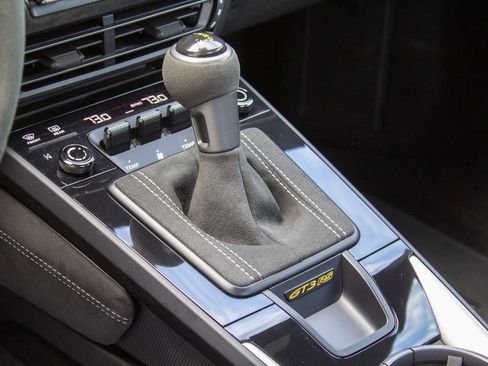 Used 2025 Porsche 911 GT3 RS RWD image 21