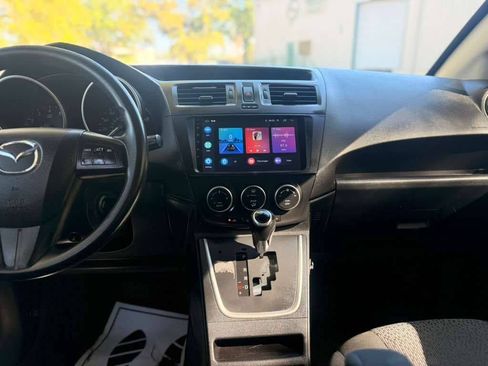 Used 2012 MAZDA MAZDA5 Sport FWD image 21