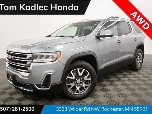 Used 2023 GMC Acadia SLT image 1