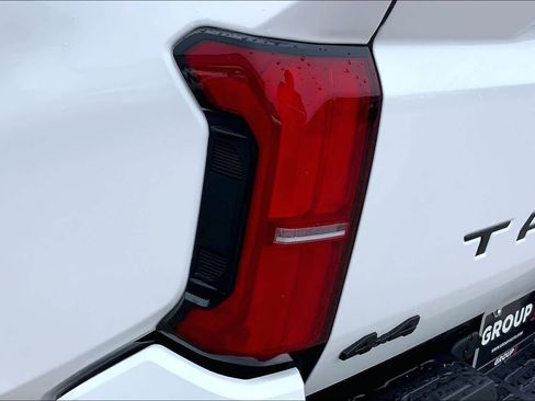 Used 2026 Toyota Tacoma SR5 image 28