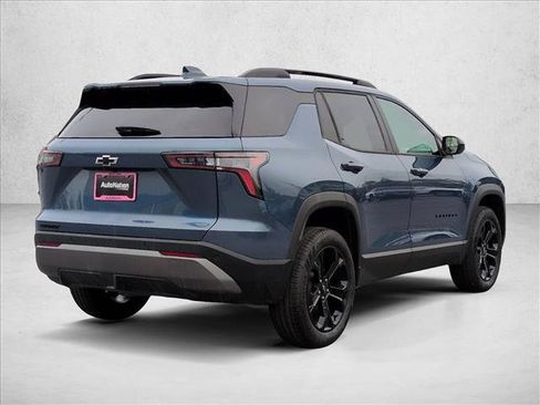 New 2026 Chevrolet Equinox LT w/ Midnight Edition FWD image 2