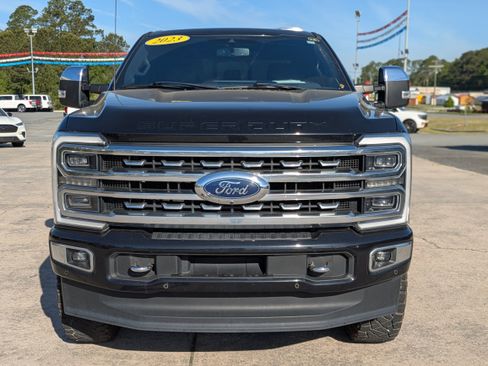 Used 2023 Ford F250 Platinum AWD/4WD image 3