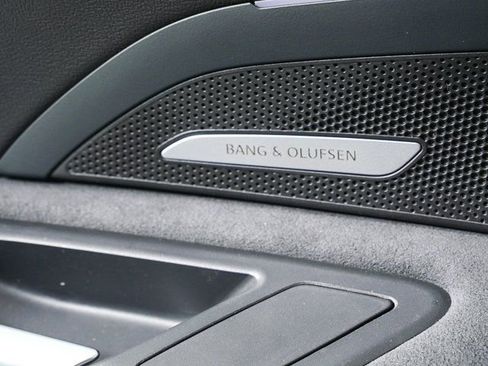 New 2026 Audi SQ5 Premium Plus image 7