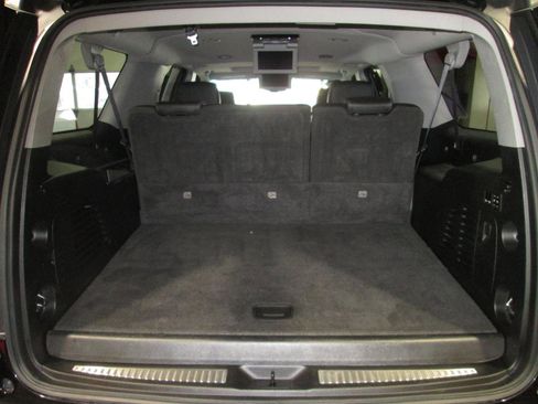 Used 2017 GMC Yukon XL Denali w/ Open Road Package image 31