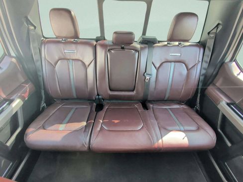 Used 2016 Ford F150 Platinum w/ Equipment Group 701A Luxury AWD/4WD image 33