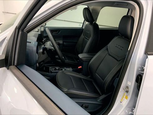New 2026 Ford Maverick Lobo AWD/4WD image 8