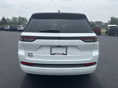 New 2026 Jeep Grand Cherokee Limited AWD/4WD image 4
