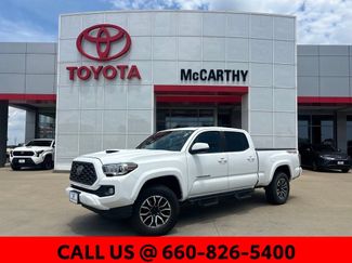 Used 2020 Toyota Tacoma TRD Sport w/ TRD Premium Sport Package AWD/4WD video 1