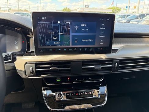 Certified 2023 Lincoln Corsair FWD image 21