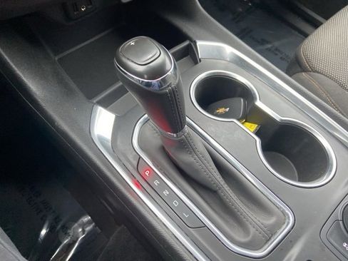 Used 2020 Chevrolet Traverse LT w/ LPO, Floor Liner Package image 16