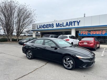 Used 2025 Hyundai Elantra Limited