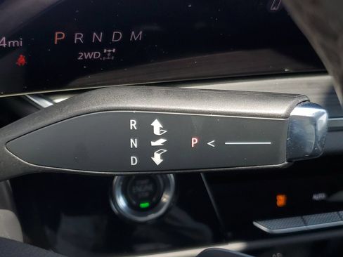 Used 2024 Buick Envision Preferred AWD/4WD image 30
