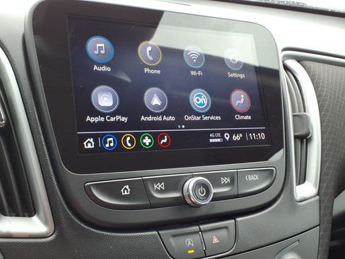 Used 2024 Chevrolet Malibu LT image 12