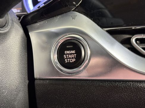 Used 2022 Kia Niro LXS FWD image 42