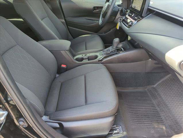 Used 2025 Toyota Corolla LE FWD image 15
