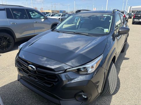 Used 2025 Subaru Crosstrek 2.0i Premium image 6