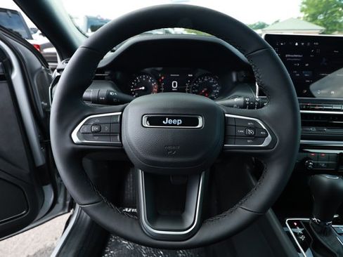 New 2026 Jeep Compass Latitude AWD/4WD image 11