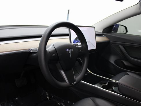 Used 2020 Tesla Model 3 Long Range image 13