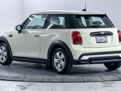 Used 2022 MINI Cooper 2-Door Hardtop FWD image 6