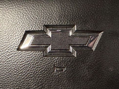 Used 2023 Chevrolet Tahoe Z71 w/ Luxury Package image 25