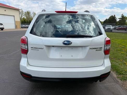 Used 2015 Subaru Forester 2.5i w/ Alloy Wheel Package AWD/4WD image 2