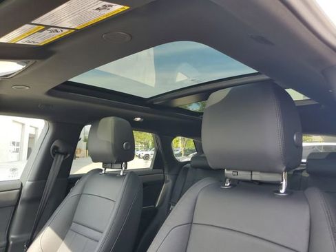 Used 2026 Land Rover Range Rover Evoque S image 21