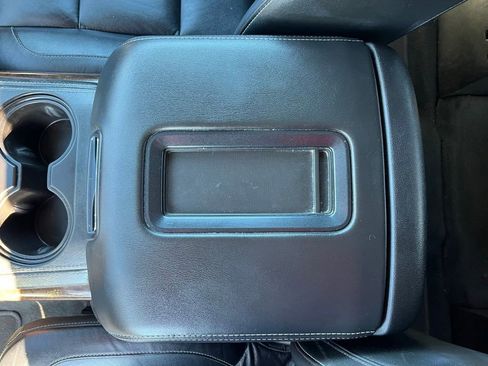 Used 2019 Chevrolet Tahoe LT image 33