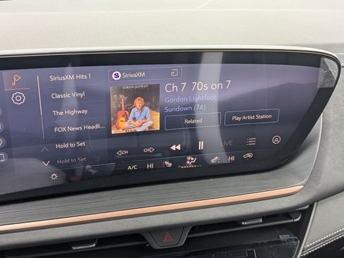 New 2026 Buick Envision Sport Touring AWD/4WD image 17