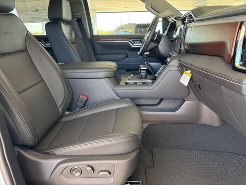 New 2026 GMC Sierra 1500 Denali w/ Denali Reserve Package image 22