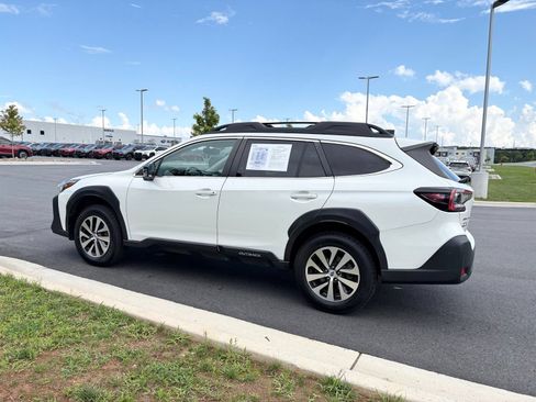 Certified 2024 Subaru Outback Premium AWD/4WD image 5