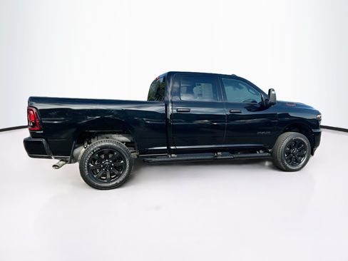 Used 2025 RAM 2500 Big Horn AWD/4WD image 10