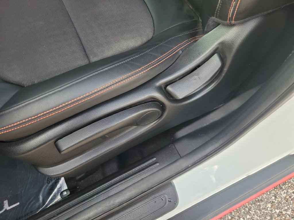 Used 2018 Kia Soul ! FWD image 16